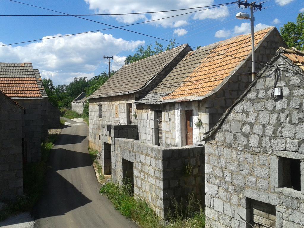 Trilj Apartman Jurika Dış mekan fotoğraf